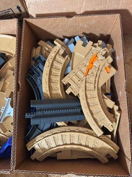 GEOTRAX TRAIN SET