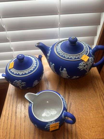 Wedgewood Jasperware 3pc Tea Set, Made in England
