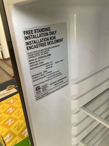 Frigidaire Apartment Size Refrigerator