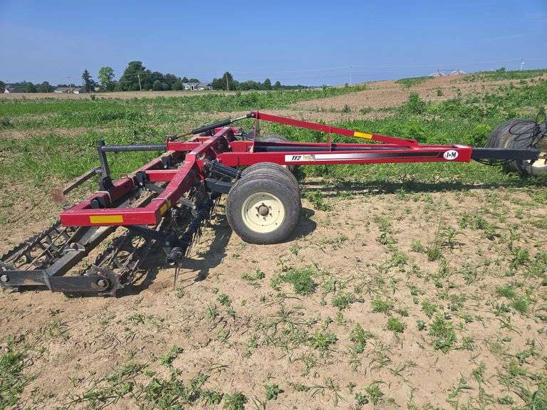 J & M TF212 Double Twist 15' rolling harrow