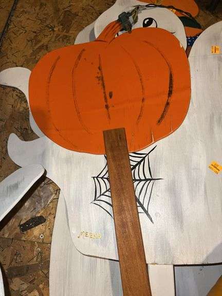 Halloween Decor