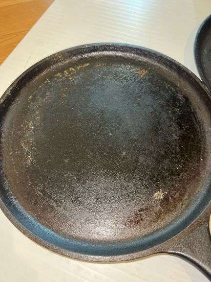 (2) 10” Lodge Cast Iron Skillets