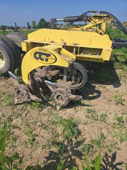 CCT 15' AerWay vertical tillage