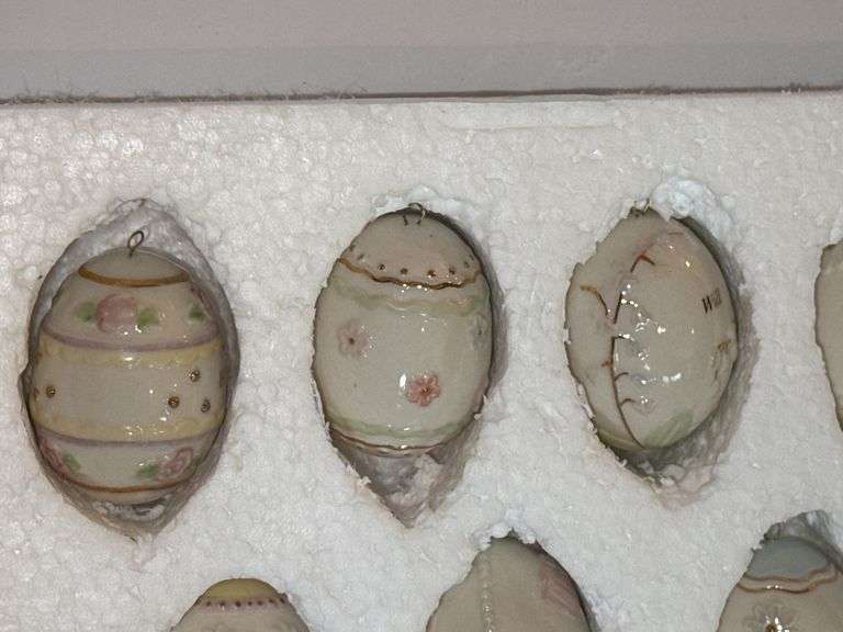 Lenox Ceramic Easter Egg Set