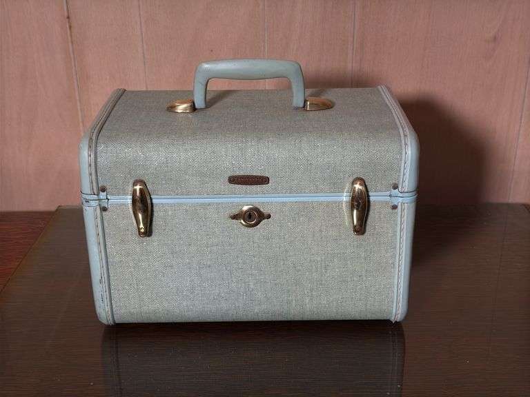 VINTAGE SAMSONITE LUGGAGE SET