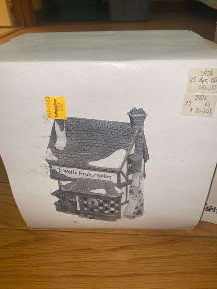 Heritage Village Collection Christmas Smithy Beam & Son & T. Wells Fruit & Spice