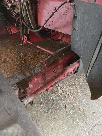 Case IH 2388 Axial- Flow Rotary Combine