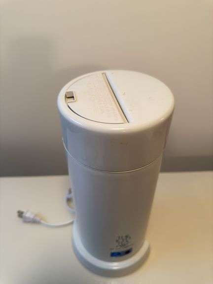 MR COFFEE ELECTRIC THE ICED TEA POT WITH PITCHER AND VINTAGE THERMOS