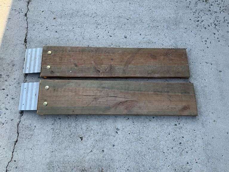2 Mower Ramps