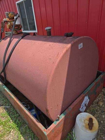 500ga diesel fuel tank with metering pump & containment dike
