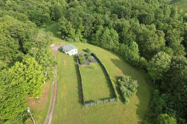 41.97 +/- acres surface with 79.85 +/- acres oil and gas rights, modern farmhouse