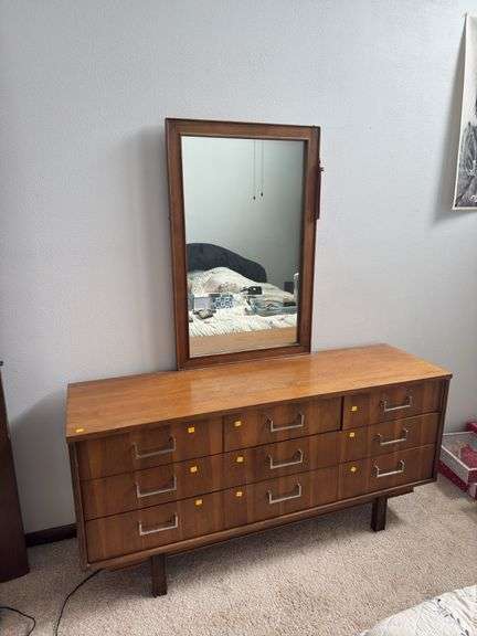 Mid-Century Modern Dresser w/ Mirror