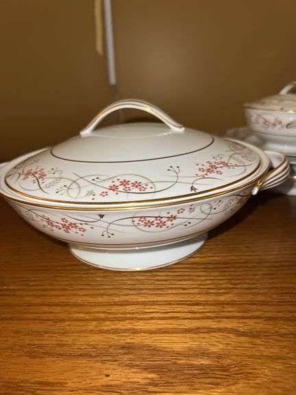Noritake Calvert Pattern Fine China Bowls, Serving Plates and Pitchers