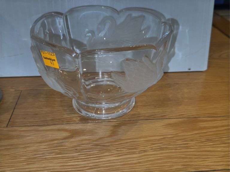 Glass Swan Candy Dish and Glass Floral Dish w/ Lid