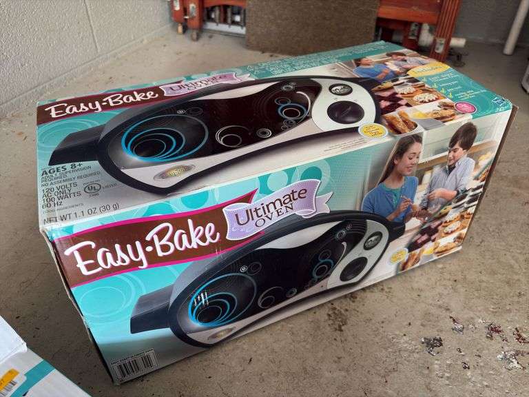 Easy-bake oven and electric s'mores maker