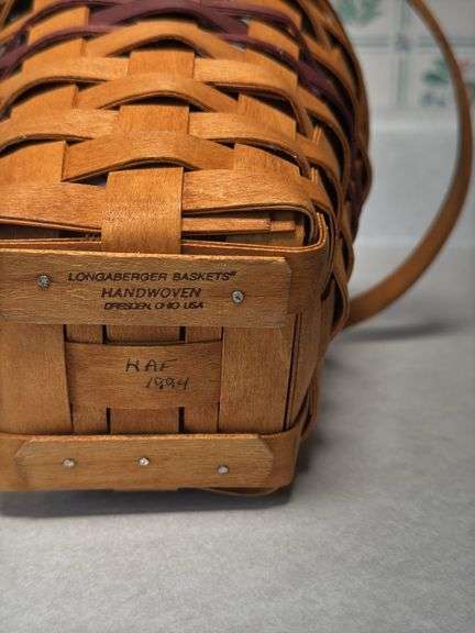 1994 MAY SERIES LILAC LONGABERGER BASKET