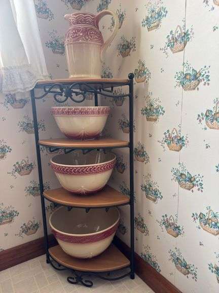 LONGABERGER POTTERY PITCHER AND BOWL SET WITH CORNER SHELF