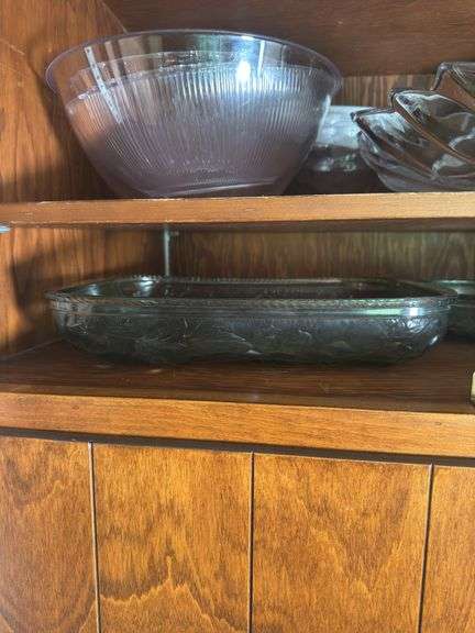 CASSEROLE DISH, SERVING BOWLS AND LIDS, LIBBEY ORCHARD BAKING DISHES AND BOWL
