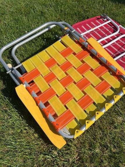 (4) Foldable Lawn Chairs