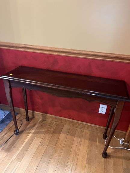Queen Anne Style Sofa Table