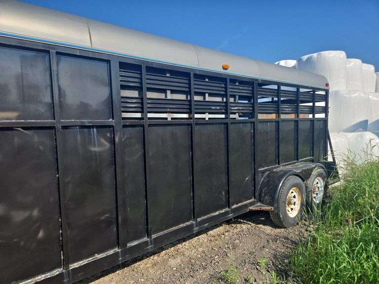 Custom-Fab livestock trailer- 7'x 18'