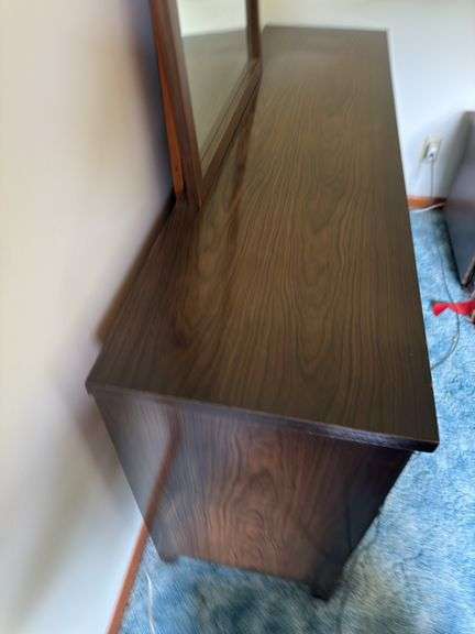 VINTAGE MATCHING DRESSER AND CHEST OF DRAWERS