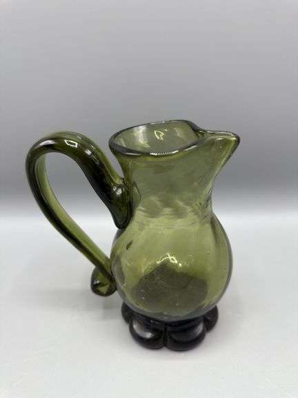 GLASSWARE PITCHERS AND VASES