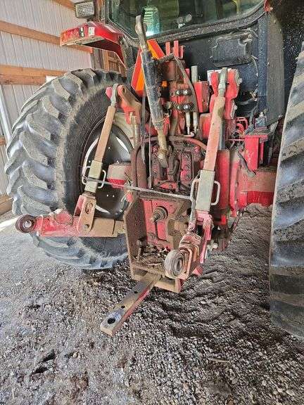 McCormick XTX 215 cab tractor