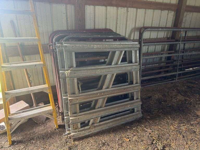 (12) Entry Style Farm Gates