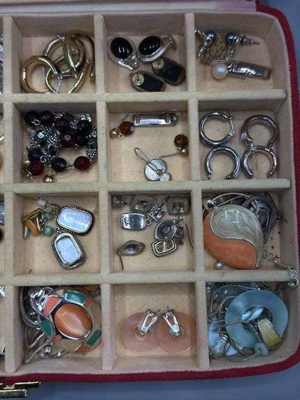 RED SUEDE JEWELRY BOX WITH CONTENTS OF EARRINGS, BRACELTS, BEADED NECKLACES