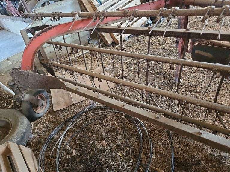 10' Rotary Hay Rake