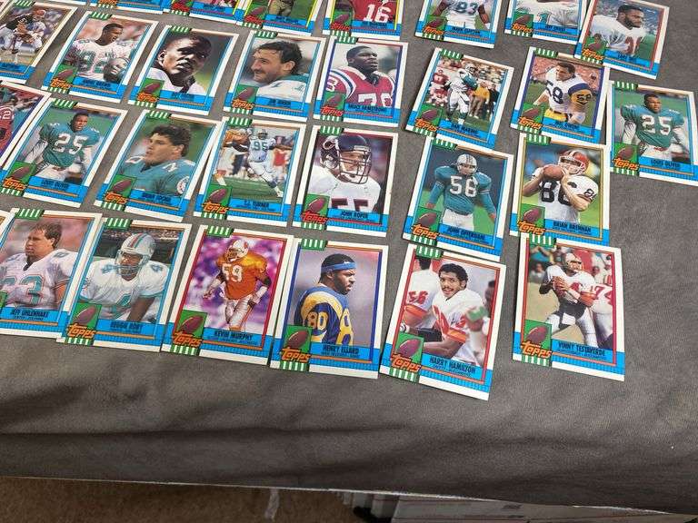 1990 Topps Assorted Football Cards