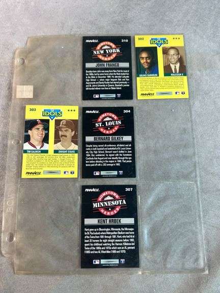 Assortment of Baseball Cards