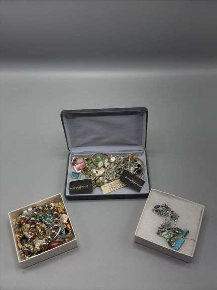 VARIETY OF BEADED NECKLACES, BRACELETS, EARRINGS