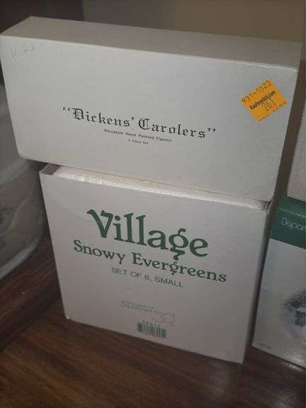 Assortment of Department 56 and Heritage Village Christmas Scenes