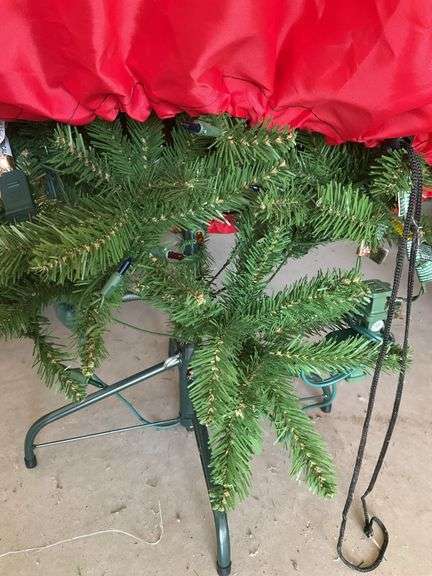 6’ Artificial Christmas Tree with Lights