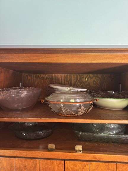CASSEROLE DISH, SERVING BOWLS AND LIDS, LIBBEY ORCHARD BAKING DISHES AND BOWL