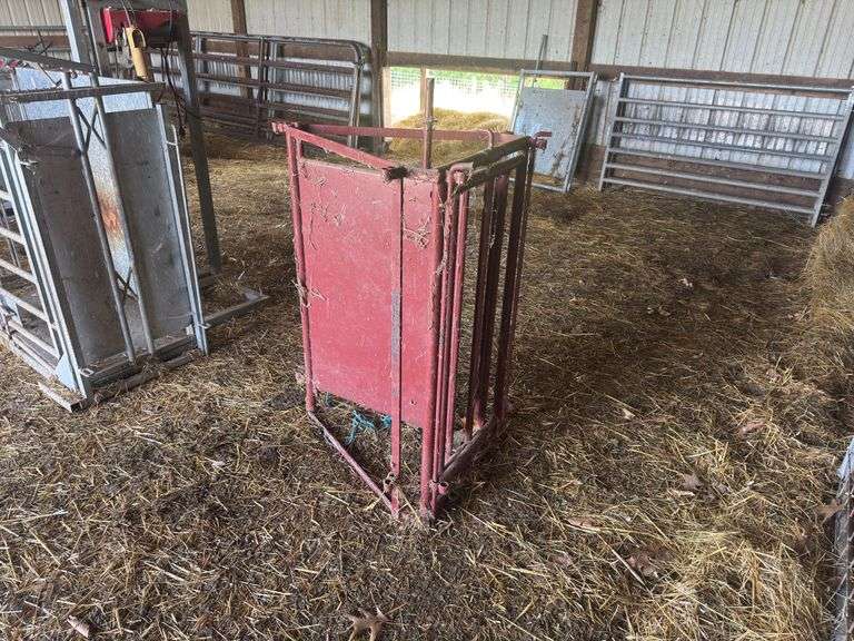 Sheep Two Way Divider