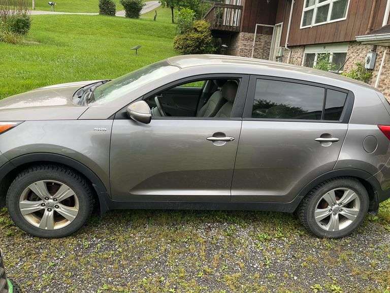 2013 Kia Sportage LX AWD HAVE TITLE