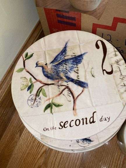 Williams-Sonoma 12 Days of Christmas Plates