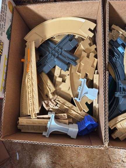 GEOTRAX TRAIN SET