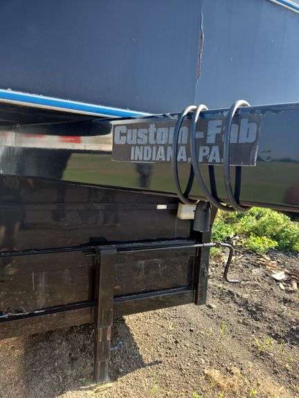 Custom-Fab livestock trailer- 7'x 18'