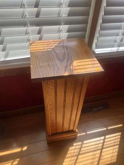 Oak Pedestal/Plant Stand