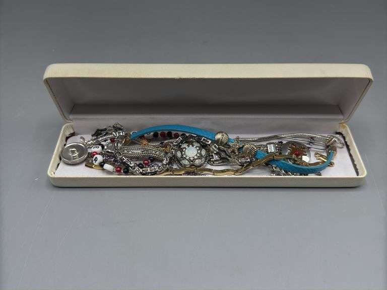 VARIETY OF BEADED NECKLACES, BRACELETS, EARRINGS