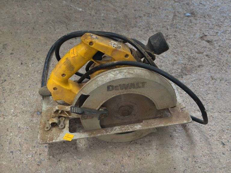 DeWalt 7-1/4" Circular Saw