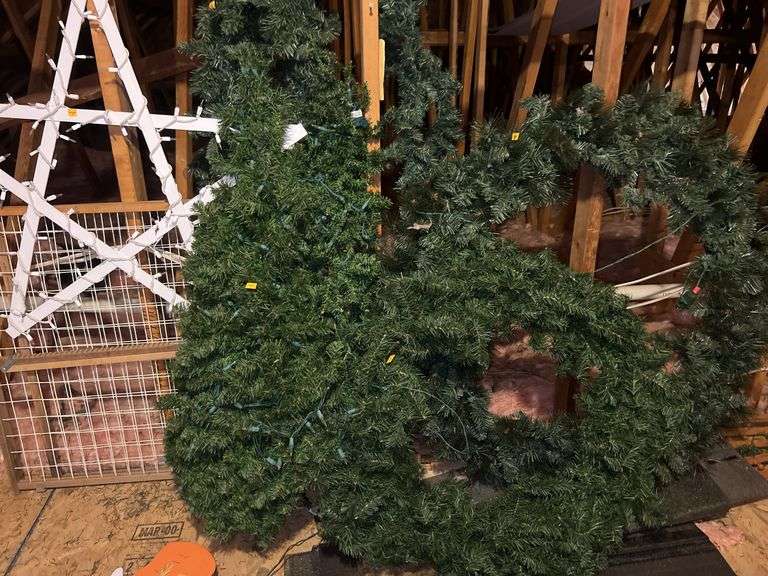 Large Christmas Wreaths