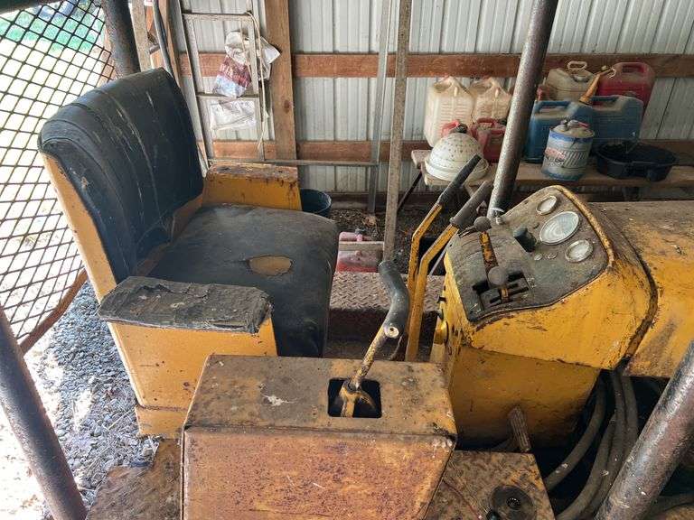 JD 1010 Dozer