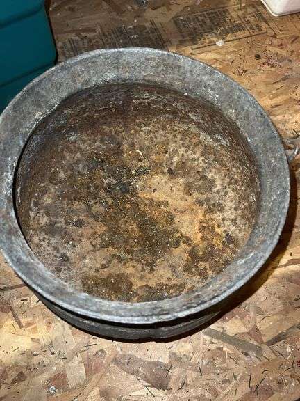 Cast Iron Cauldron
