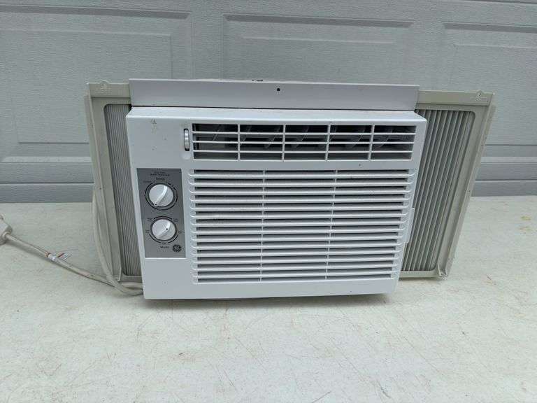 Window Air Conditioner 12”H 16” W-Works