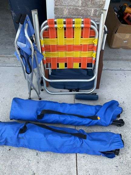 3 Folding Bag Chairs, 2 Folding Lawn Chairs